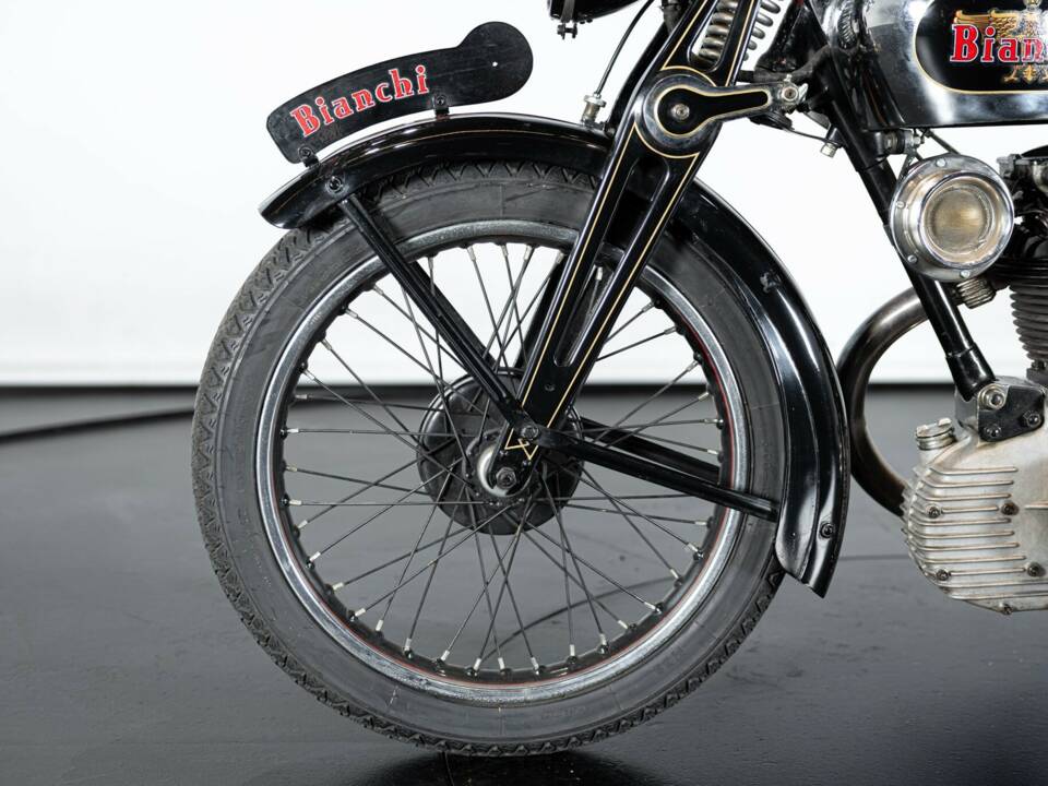 Image 26/50 of Bianchi Stelvio 250 (1948)