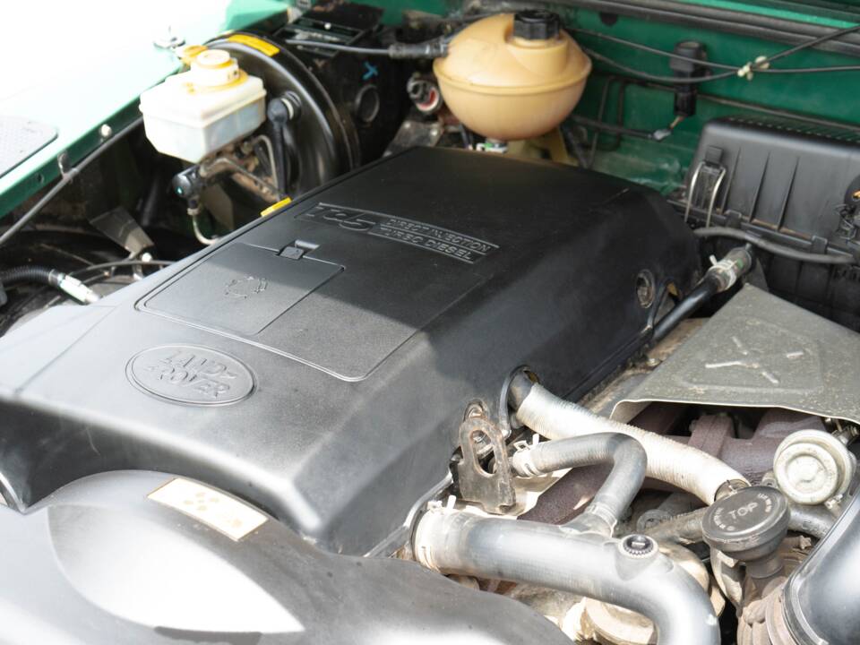 Bild 5/50 von Land Rover Defender 90 Td5 (2006)