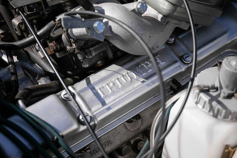Image 13/47 of Triumph Stag (1975)