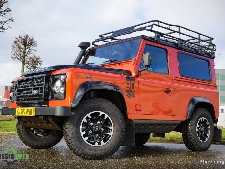 Image 19/41 of Land Rover Defender (2016)