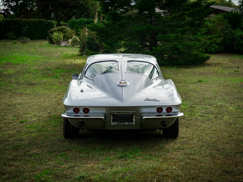 Imagen 4/10 de Chevrolet Corvette Sting Ray (1963)
