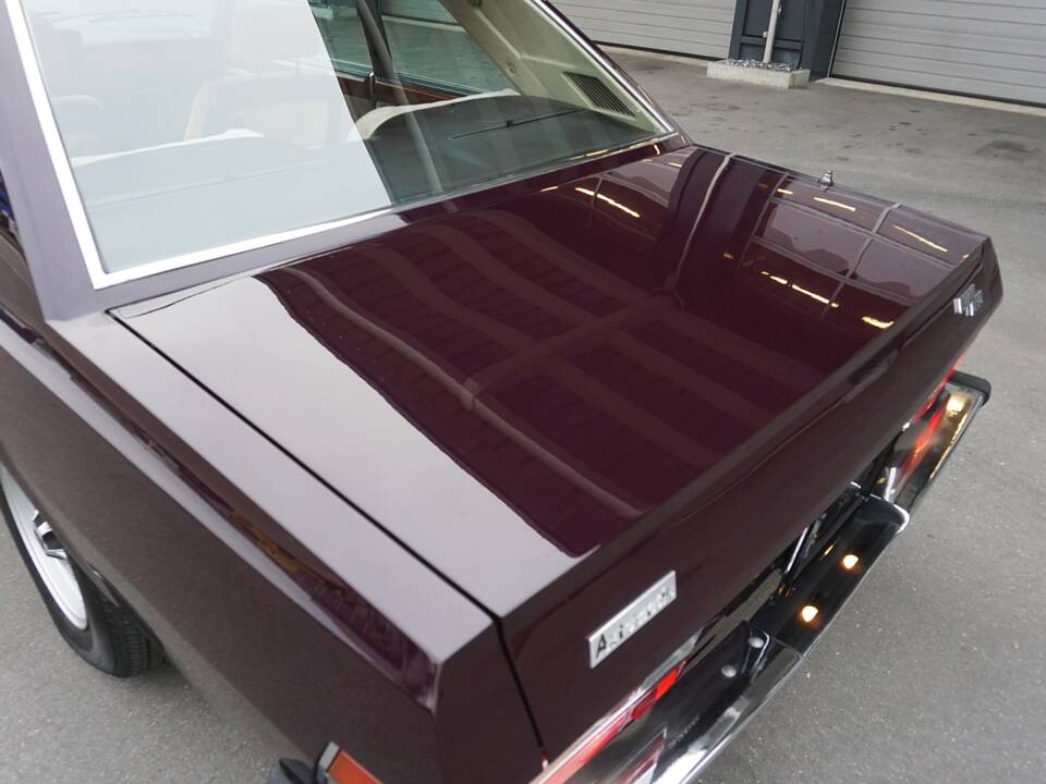 Image 27/74 of FIAT 130 Coupé (1973)