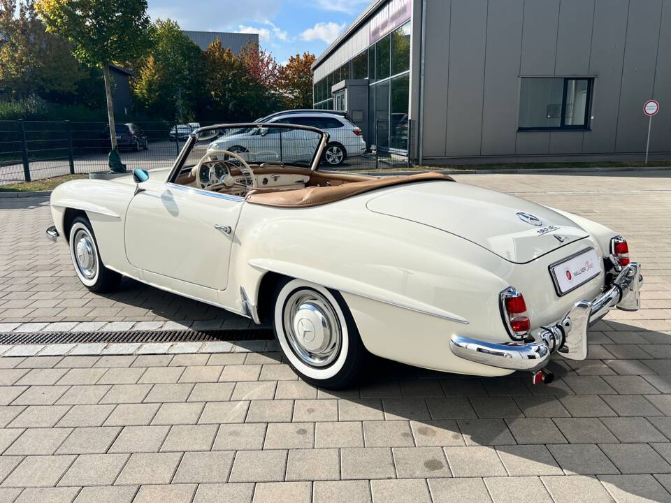 Afbeelding 21/28 van Mercedes-Benz 190 SL (1960)