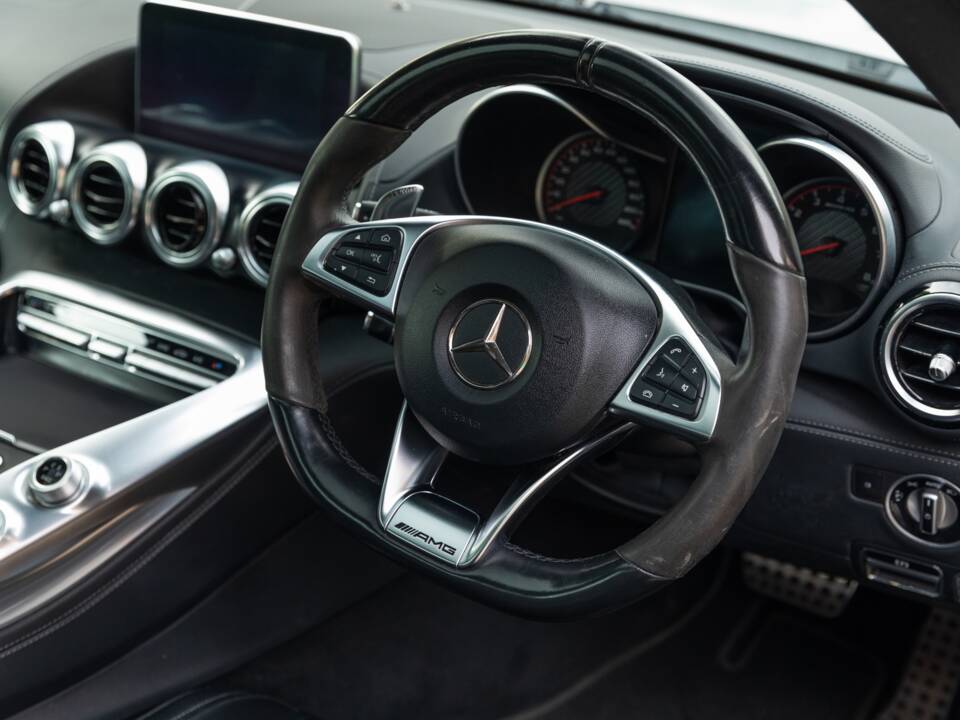 Bild 37/50 von Mercedes-Benz S 63 AMG (2015)