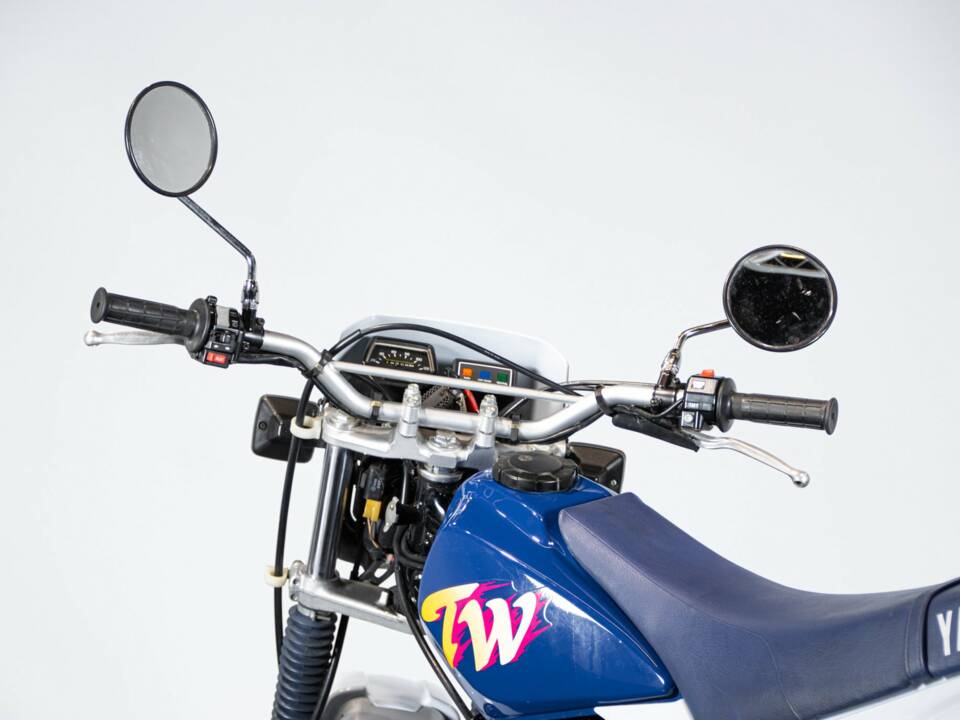 Bild 15/50 von Yamaha DUMMY (1995)