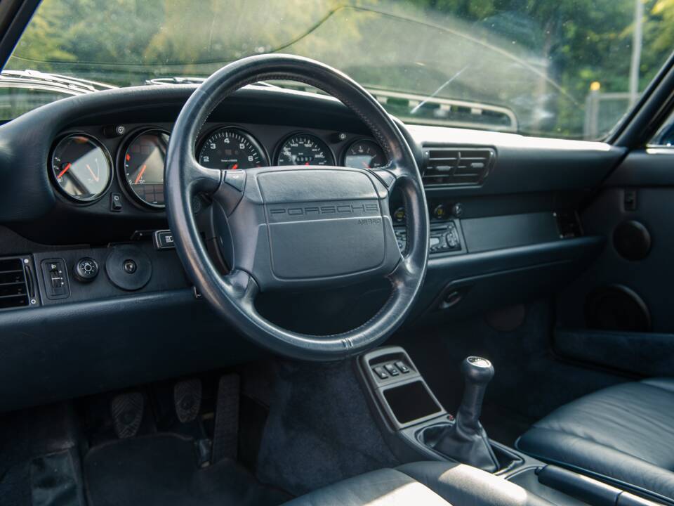 Image 19/27 de Porsche 911 Turbo 3.3 (1991)