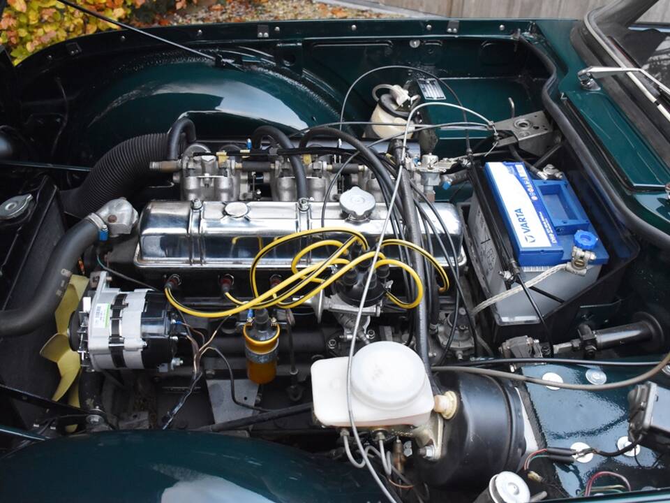 Image 27/29 of Triumph TR 5 PI (1968)