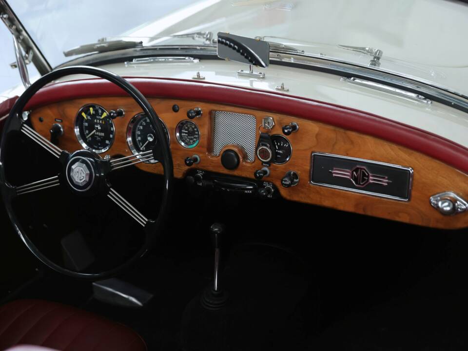 Bild 24/42 von MG MGA 1500 (1959)