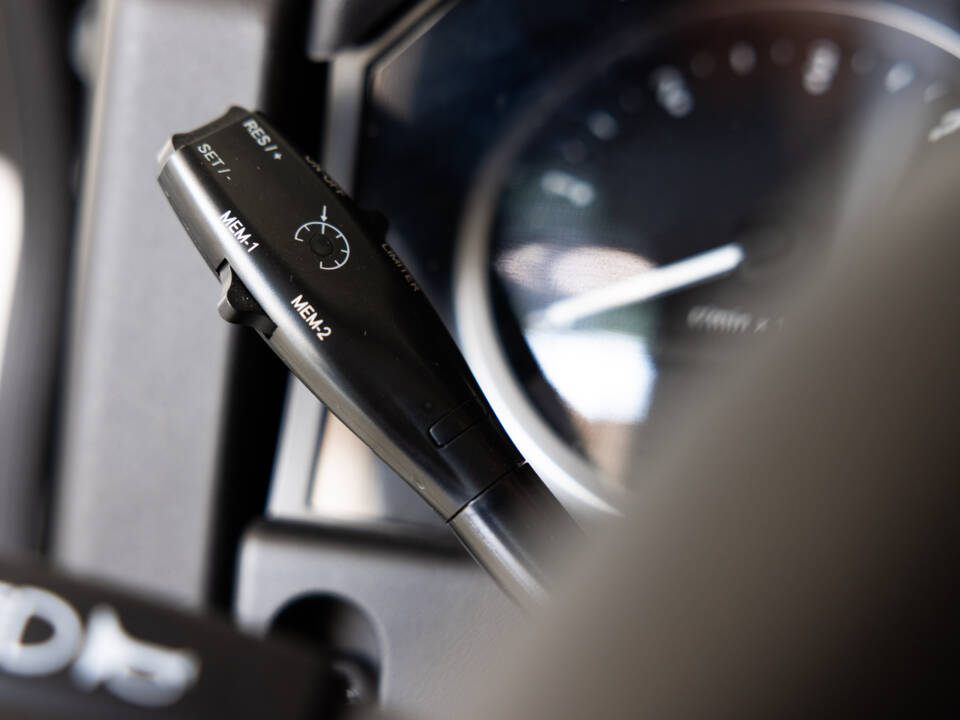 Image 12/36 of Land Rover Defender (2016)