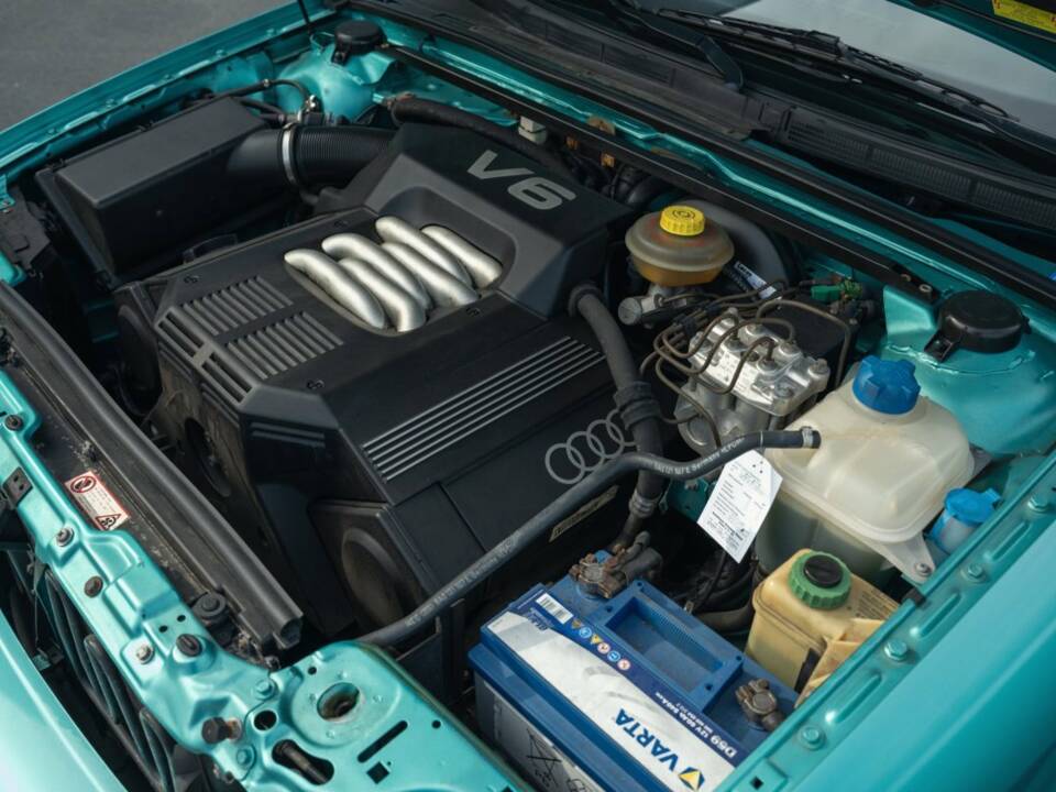 Imagen 12/15 de Audi Cabriolet 2.6 (1996)