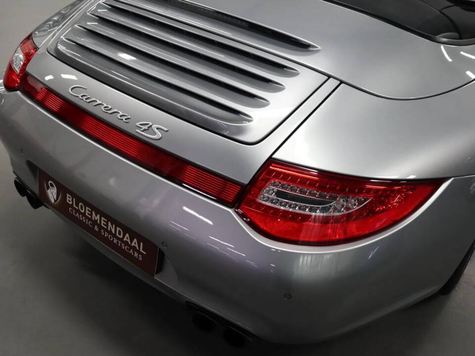 Afbeelding 13/48 van Porsche 911 Carrera 4S (2009)