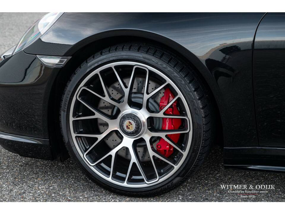 Image 30/47 of Porsche 911 Turbo (2014)