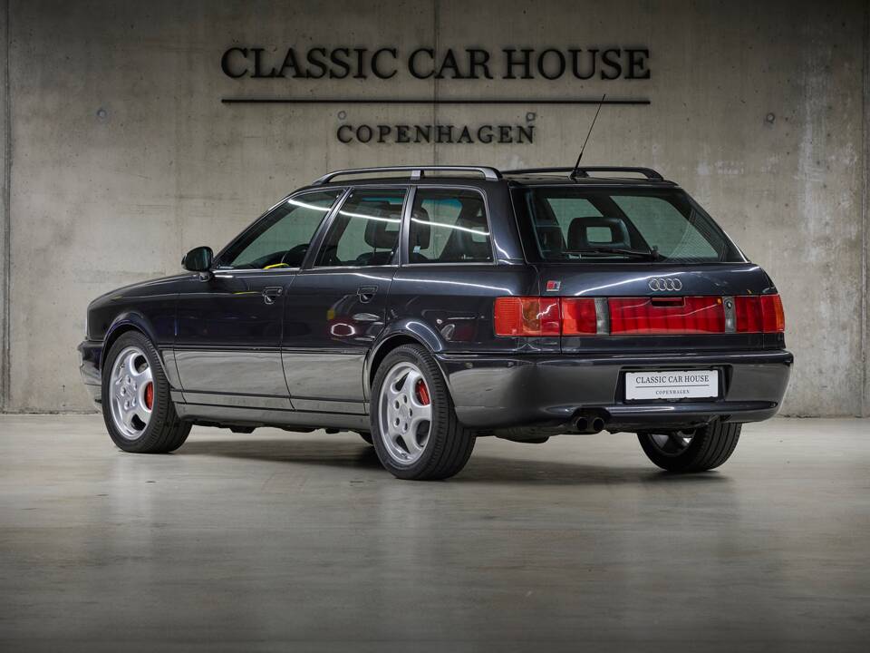 Image 70/99 of Audi RS2 Avant (1994)
