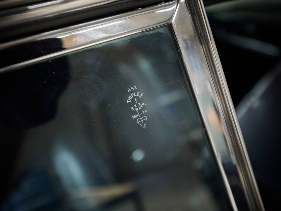 Afbeelding 32/60 van Aston Martin DB 6 (1968)