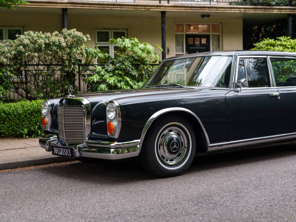 Image 9/21 of Mercedes-Benz 600 (1967)