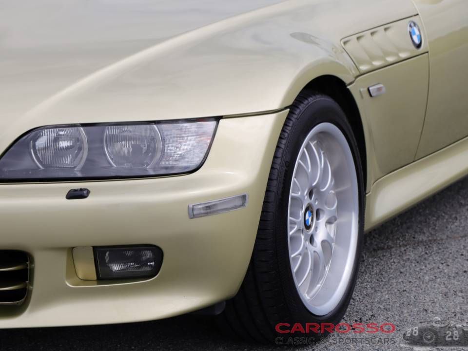 Image 22/50 of BMW Z3 Convertible 3.0 (2000)
