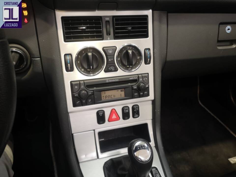 Image 42/72 de Mercedes-Benz SLK 200 Kompressor (2003)