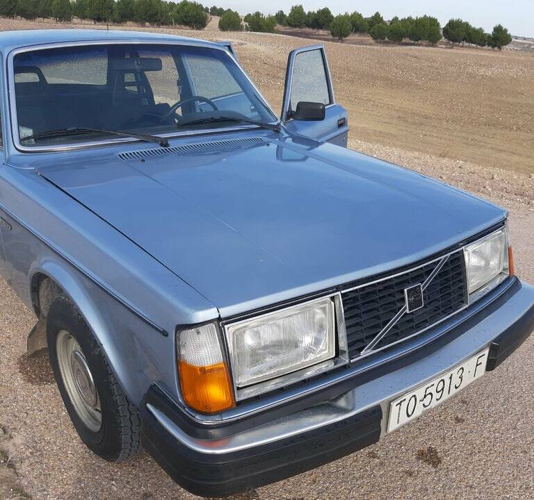 Bild 3/8 von Volvo 240 Diesel (1980)