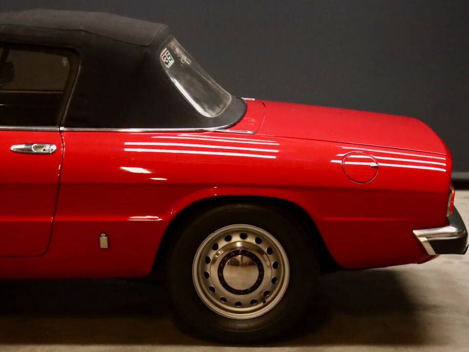 Afbeelding 16/50 van Alfa Romeo Spider Veloce 2000 (1982)