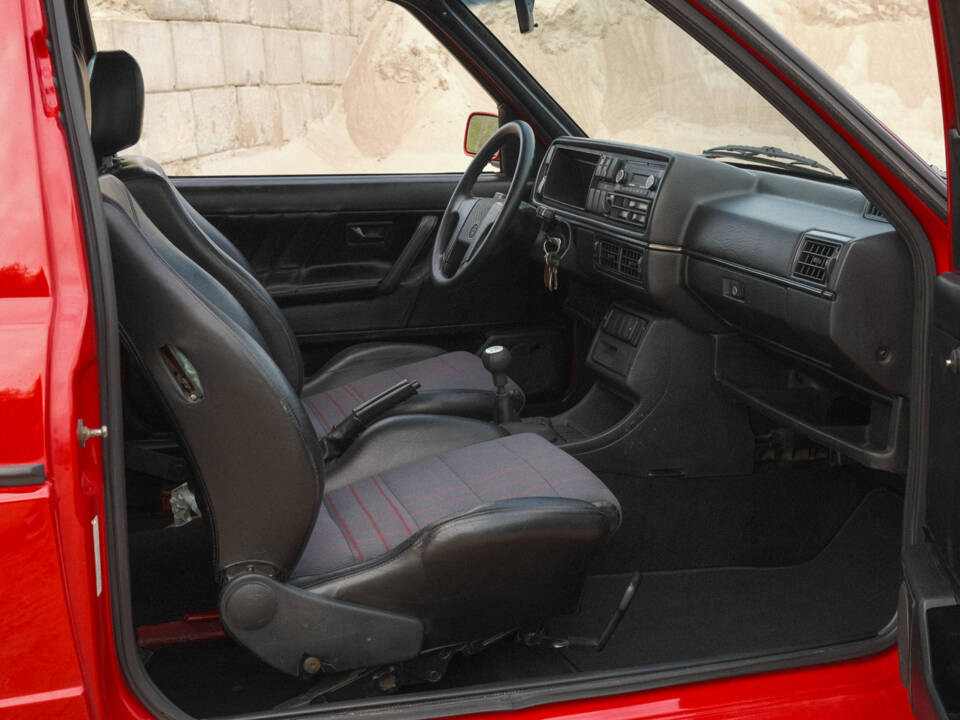 Image 23/76 of Volkswagen Golf Mk II Rallye 1.8 (1989)
