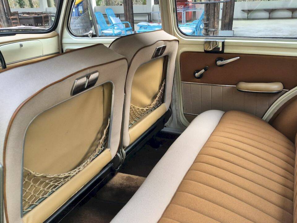 Image 34/55 of FIAT 1100-103 (1959)