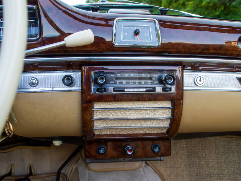 Bild 10/19 von Mercedes-Benz 220 SE Cabriolet (1960)