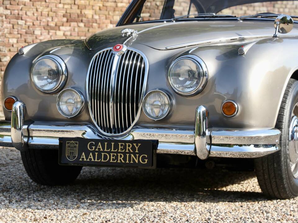 Bild 17/50 von Jaguar Mk II 3.4 (1966)