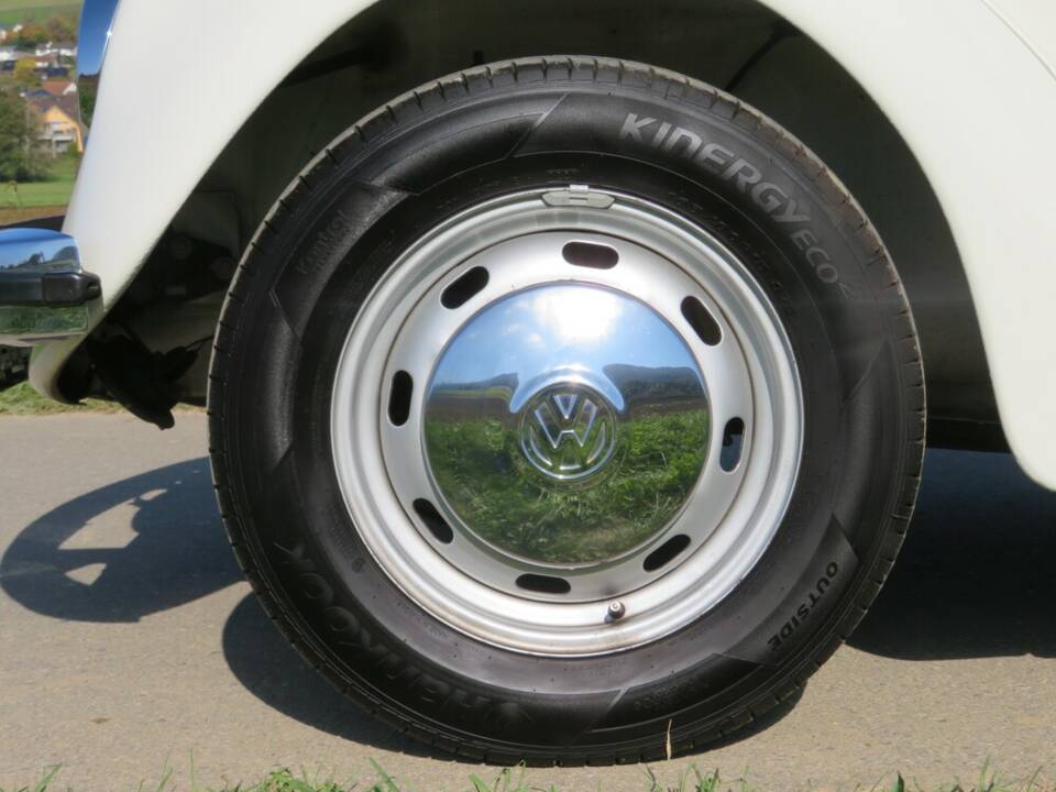 Image 18/19 de Volkswagen Kever 1300 (1970)