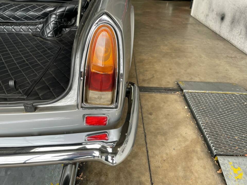 Afbeelding 8/16 van Maserati 3500 GTI Spyder Vignale (1962)