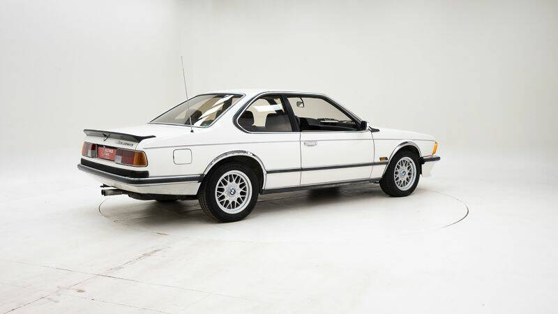Image 2/15 of BMW 635 CSi (1986)