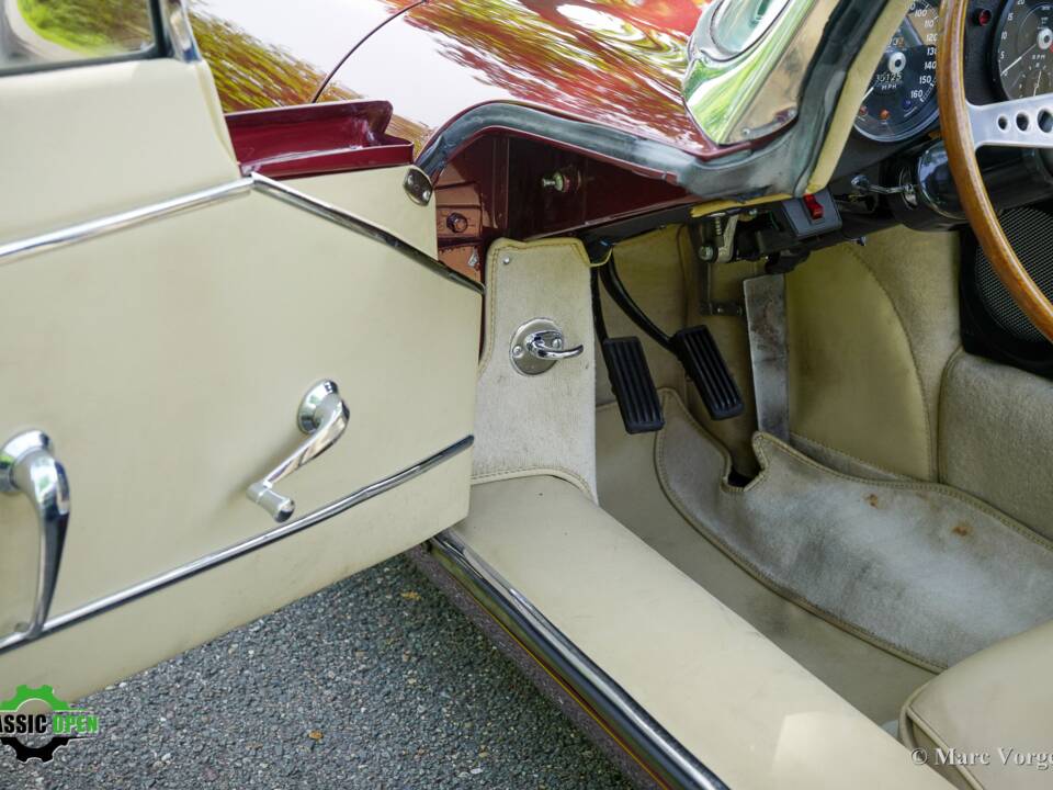 Afbeelding 32/57 van Jaguar E-Type 3.8 (1964)