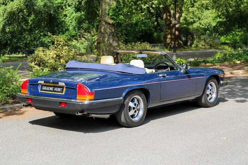 Image 42/50 de Jaguar XJS 5.3 V12 (1990)