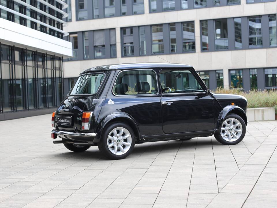 Immagine 7/38 di Mini Cooper 1.3i MPI (1999)