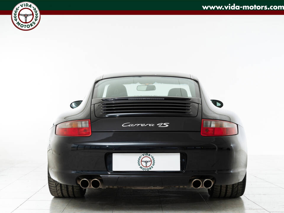 Imagen 23/54 de Porsche 911 Carrera 4S (2006)