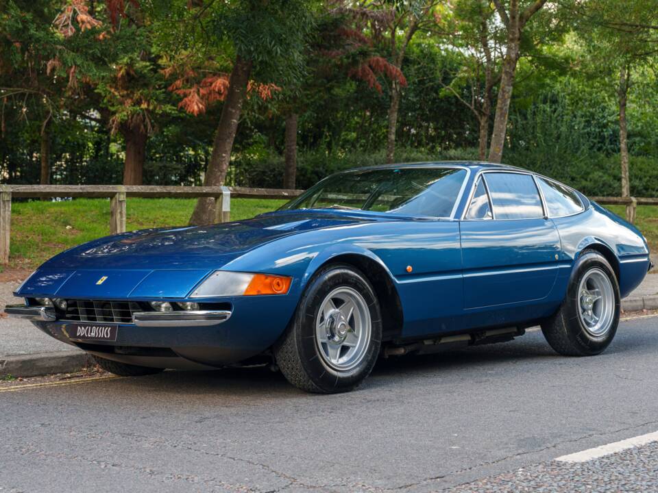 Afbeelding 1/26 van Ferrari 365 GTB&#x2F;4 Daytona (1971)
