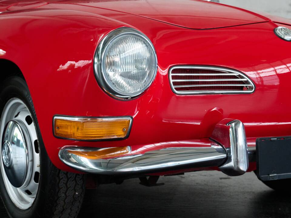 Image 24/50 of Volkswagen Karmann Ghia 1500 (1971)