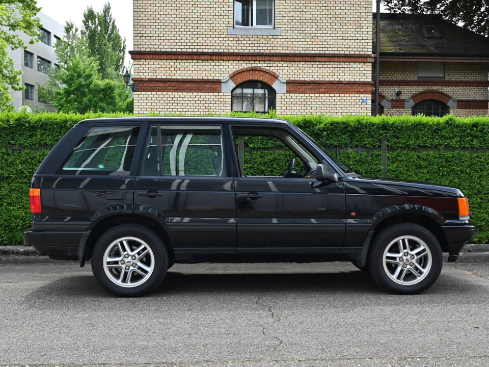 Image 6/25 of Land Rover Range Rover 4.6 HSE (1997)