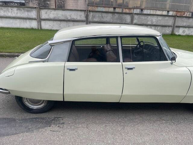 Bild 8/8 von Citroën DS 20 A (1973)