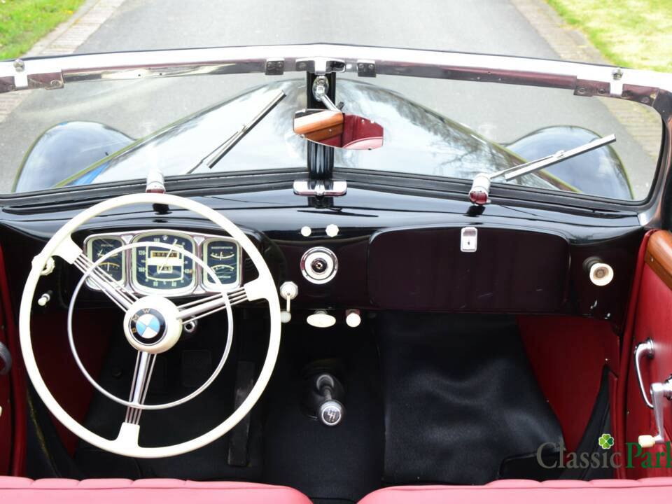 Bild 12/50 von BMW 327 (1949)