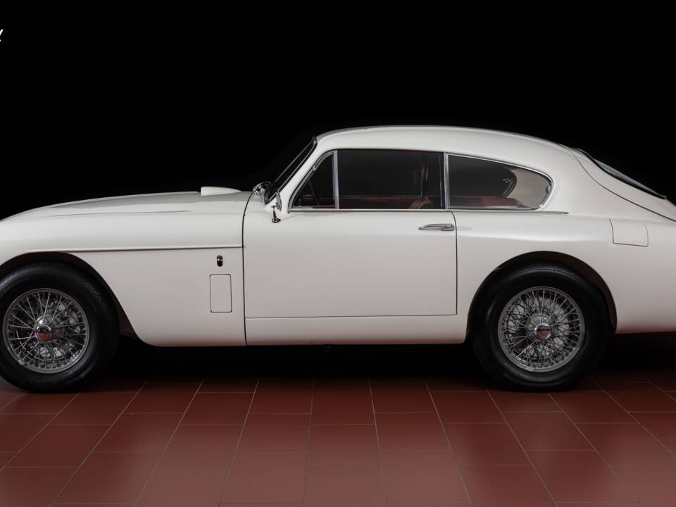 Immagine 2/9 di Aston Martin DB 2/4 Mk III (1957)