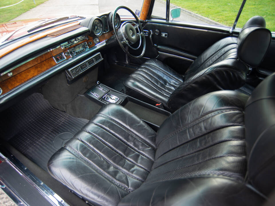 Immagine 13/32 di Mercedes-Benz 280 SE 3,5 (1971)