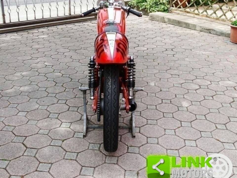 Imagen 6/10 de Aermacchi Harley-Davidson DUMMY (1965)