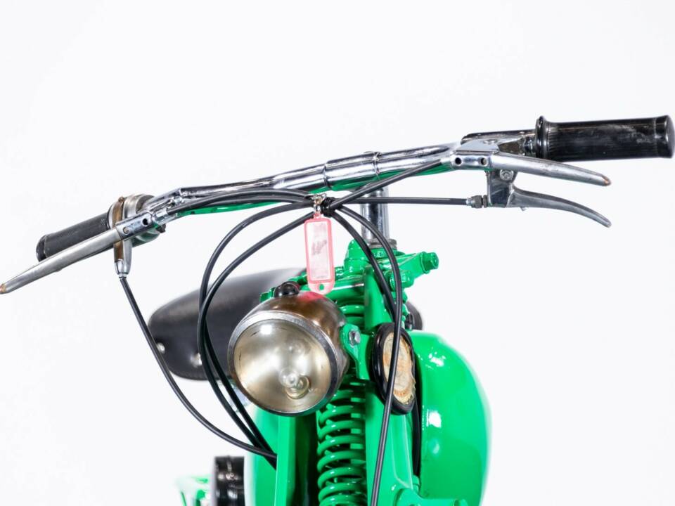 Image 25/44 of Ducati Cucciolo (1951)