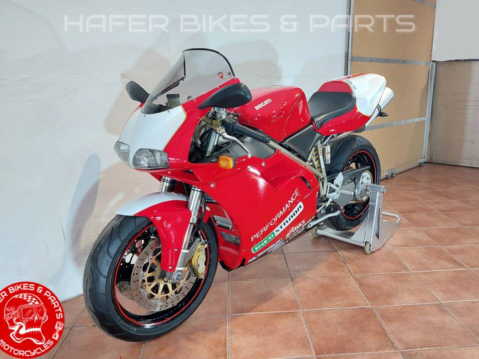 Obraz 8/38 pojazdu Ducati 916 (1998)