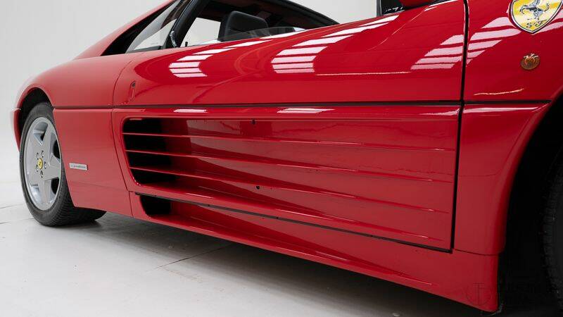 Imagen 13/15 de Ferrari 348 TS (1991)