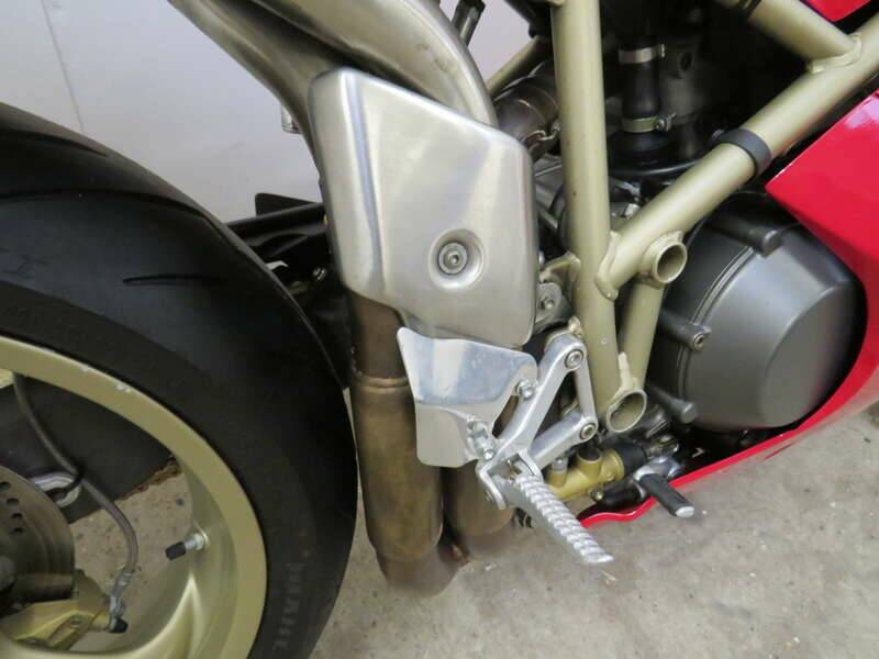Bild 29/47 von Ducati 916 Strada (1994)