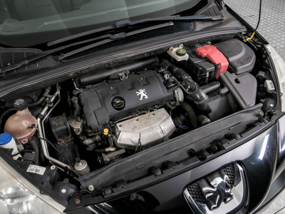 Bild 36/48 von Peugeot 308 1.6 VTi 120 Break (2008)