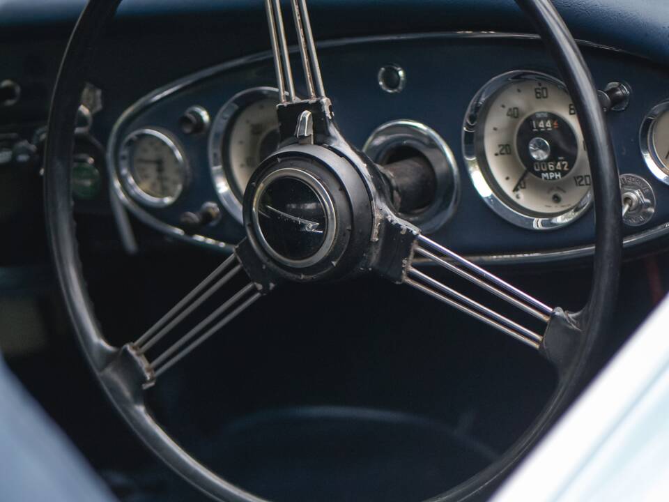 Image 14/26 of Austin-Healey 3000 Mk I (BT7) (1960)