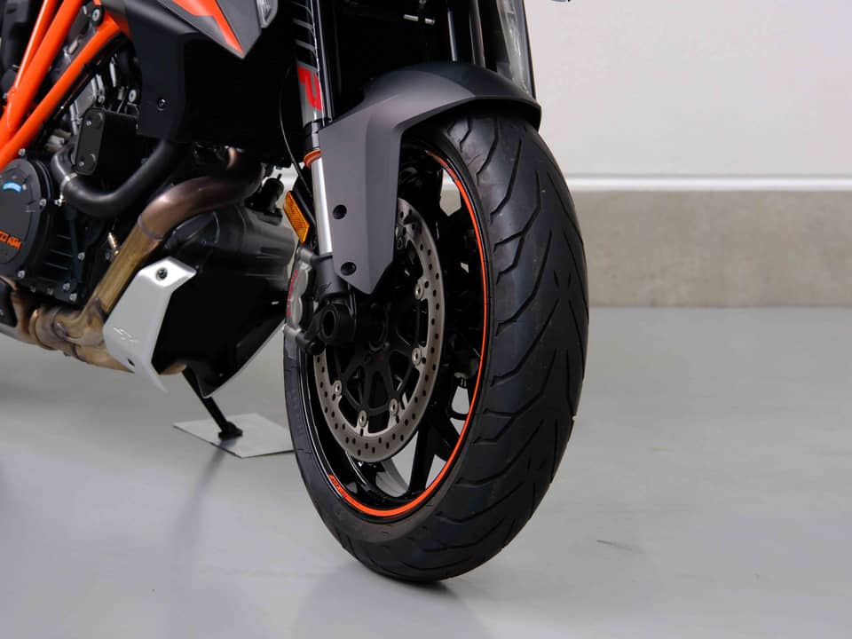 Image 20/99 de KTM 1290 Super Duke R (2018)