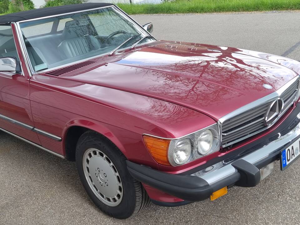 Image 6/13 de Mercedes-Benz 560 SL (1989)